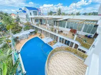 Phong Dung Hotel - Kolam Renang
