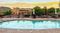 Sedona Cozy Condo with Pool, Walk to Restaurants, 4-Min to Hiking, Near Stores - Homestays