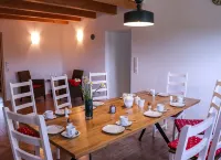 Large vacation apartment, wonderful view of the countryside, approx. 6 km from Lake Constance