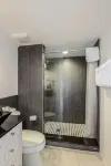 Galleon Resort Efficiency in the old town - Condos