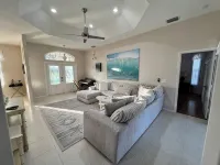 Spacious 4-bedroom pool house with WiFi and AC in charming Vero Beach - 4-Star