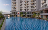 Ramada by Wyndham Serpong Hotel - Pools
