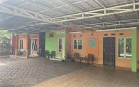 Bu Sur Homestay