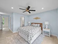 Lakefront 6BR Retreat with Private Dock, Huge Deck & Epic Seneca Views Hotels in Starkey