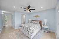 Lakefront 6BR Retreat with Private Dock, Huge Deck & Epic Seneca Views