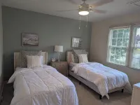 Peninsula Haven - Private Dock on Main Channel Lake Norman - 4-Sterne