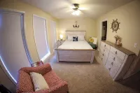 Lakeside Bliss - Ozark Escape - Homestays