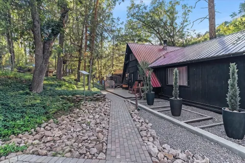 Relaxing A Frame 3-bedroom Cabin with WiFi and AC in Enchanting Forest Setting - 4-Star