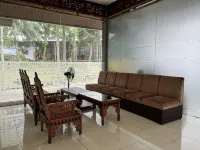 Bumi Kedaton Resort - parking