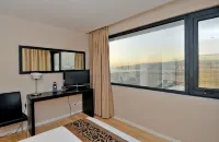 Sweet Atlantic Hotel & Spa Hotel di 