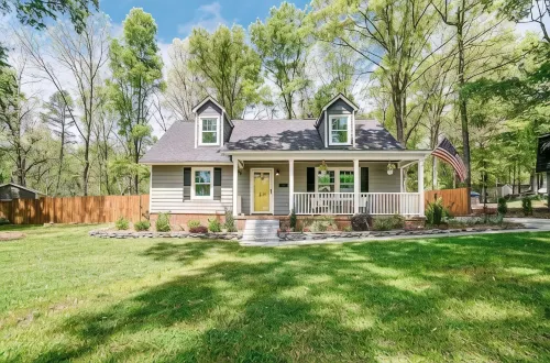 Charming Getaway on the Greenway! - 3-Star