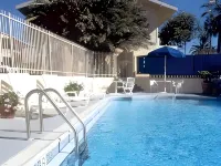 Pacific Shores Inn Отели рядом с достопримечательностью «Ла-Хойя»