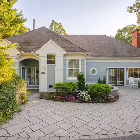 Luxe Condo in Norwich Less Than 3 Minutes From Mohegan Sun