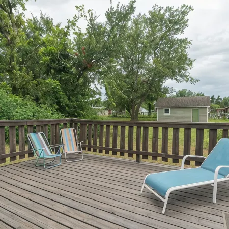 Goldfinch Guesthouse: Charming Family Home Near Lake & Downtown Claremore
