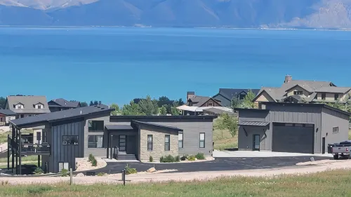 MODERN BEAR Lake House with incredible lake views! - 4-Star