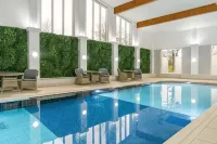 Daresbury Park Hotel - Pools