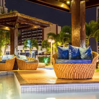 Mercure Salvador Boulevard Hotels near Santo Antonio