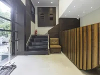 芙勞拉套房飯店 聖托馬斯大教堂附近的飯店