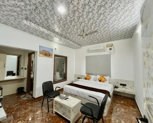 Hotel SSR Palace Mount Abu Hotels in Abu Road