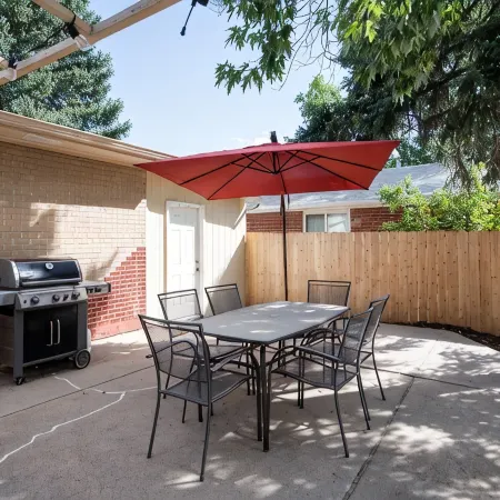 Pet friendly apartment in thriving Arvada
