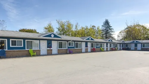 Coastal Inn - Kingfisher