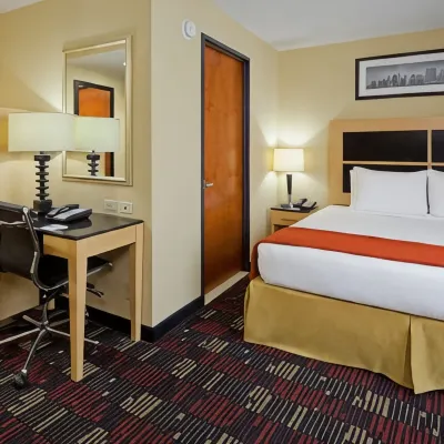 Holiday Inn Express NEW YORK CITY-WALL STREET by IHG オキュラス周辺のホテル
