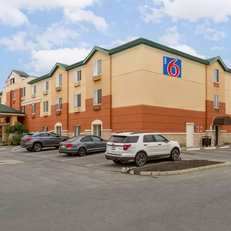 Motel 6 Findlay Tiffin Avenue, OH