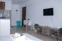 Lux Suites Carina Studio Apartments - WiFi