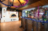 Kalina Krasnaya Hotel - bar