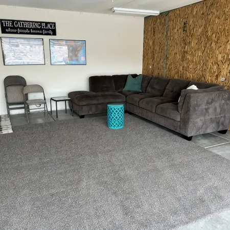 Cozy Farmhouse Style - Pet Friendly