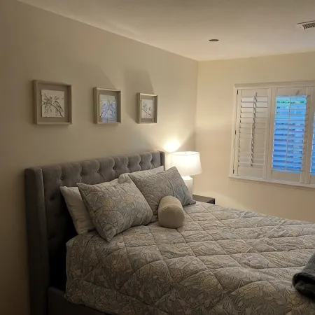 Stylish Condo Steps from St. Helena Wineries & Downtown