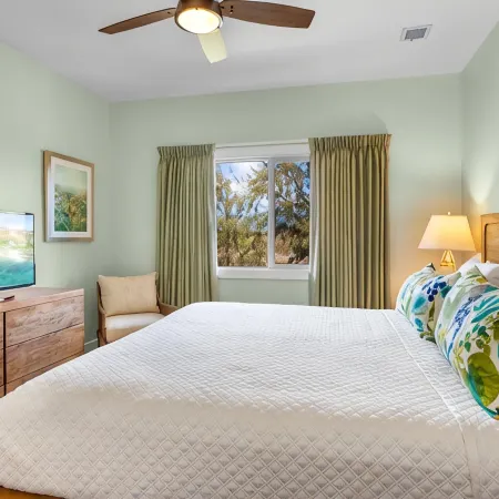 Luxury Condo In Poipu Beach, Central Air Conditioning, Pools and Mountain Views