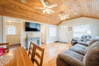 Relaxing Getaway with Town Beach Access - 3-Star