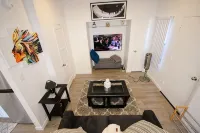 L@@K 2 minute walk to the BEACH and the party street called 2nd Street! - Condos
