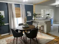 Cheerful quaint home in prime Tulsa area.