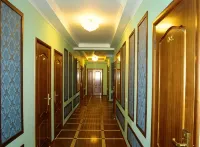 Uyut Park-Hotel - 2-Star
