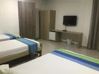 Hotel Emerawaa - 2-Star