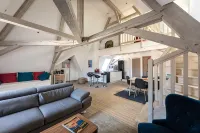 Le Palais, right in the heart of Dijon!