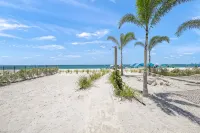 Luxury BEACHFRONT Beach House - Pool & Spa - Direct Gulf Access - Entire Home - Beach