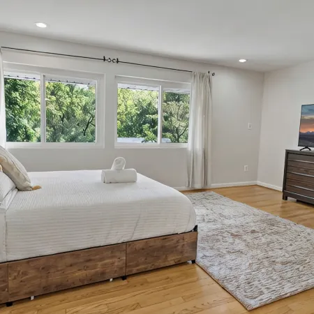 Stay,Work,Thrive on the premier House, Entire home in McLean Отели в г. Дрейнсвилл