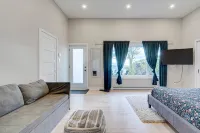 Modern Lake House with Spa on Champlain Lake, Venise-en-Québec - Villas