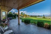Grand Vineyard Estate Home Exceptional Place Best Location in Penticton - Gym