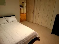 Beautiful Cape Home Steps to Santuit Pond /Boating, Swimming, Fishing - Wifi
