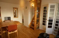Four double beds down-town main street. - Pools