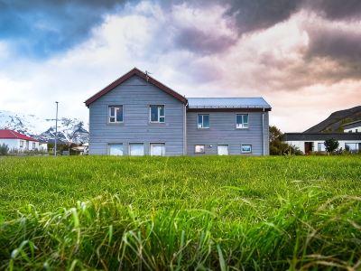 Spacious and comfortable house at the shore