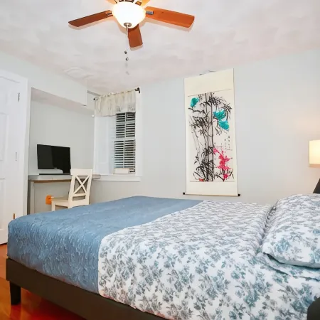 Peaceful 2BR near US Route 1 and Boston.