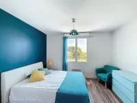 Charming villa with sea view