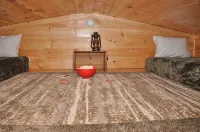 Luxury cabins in the foothills of the Blue Ridge Mountains - Alppimaja