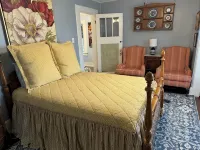 Charming and Historic Holly Cottage Carriage House in Downtown Tyler - Dapur