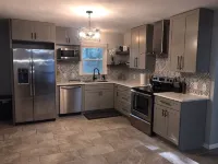 13 Retreat to stylish home in Greenville 4 BD/3BTH - Bungalows